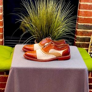 Mens Captoe Suede/Leather dress/Casual shoes! Size 10.5. Cognac and buck suede.